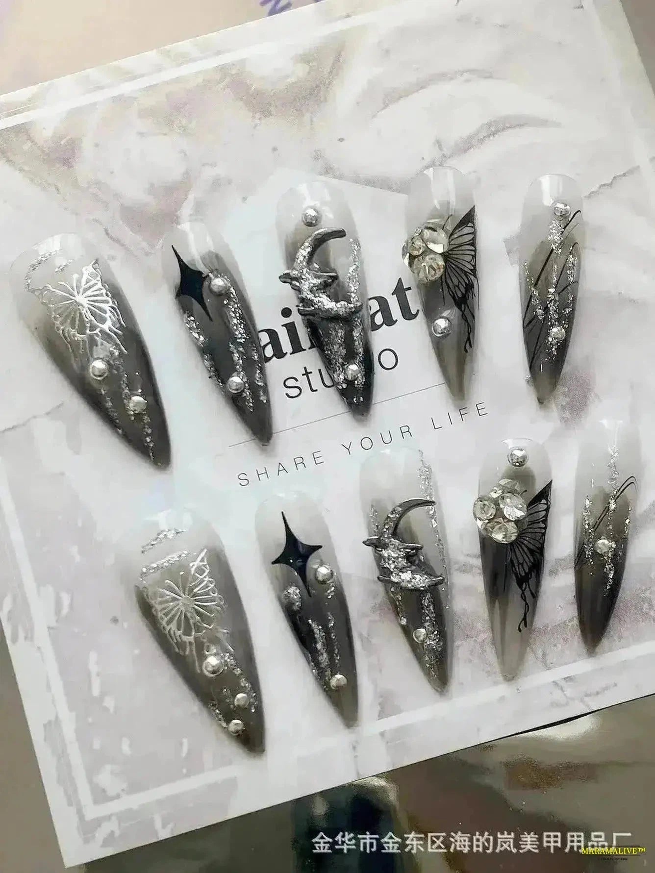 10-Piece Gothic Dark Punk Style Handmade Press-on False Nails with Dynamic Metal Liquid Butterfly Artwork