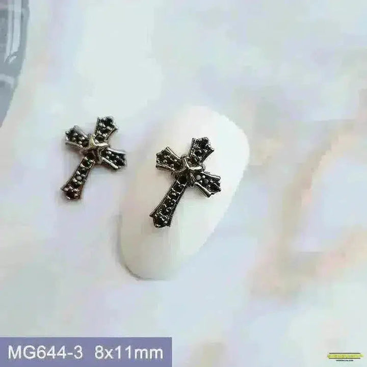 10pcs Gothic Dark Black Cross Nail Art Charms, Zircon Crystal Crucifix Heart Nail Art Decorations with Spooky Style - Dynamic Unique Artwork