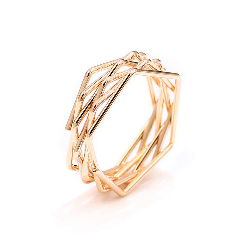 A Maramalive™ gold - plated Discover the Beauty of Geometry with this Stunning Hexagon Ring.