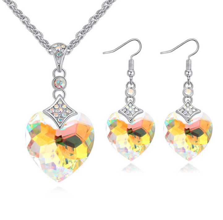Maramalive™ Crystal Heart Jewelry Set, including a necklace and earrings.