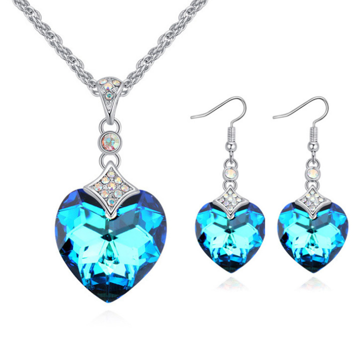 Maramalive™ Crystal Heart Jewelry Set, including a necklace and earrings.