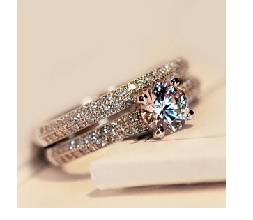 Maramalive™ version of the micro-set ring diamond engagement ring female couples girlfriends love as the past ring