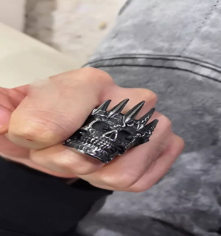 Exaggerated punk crown skull ring