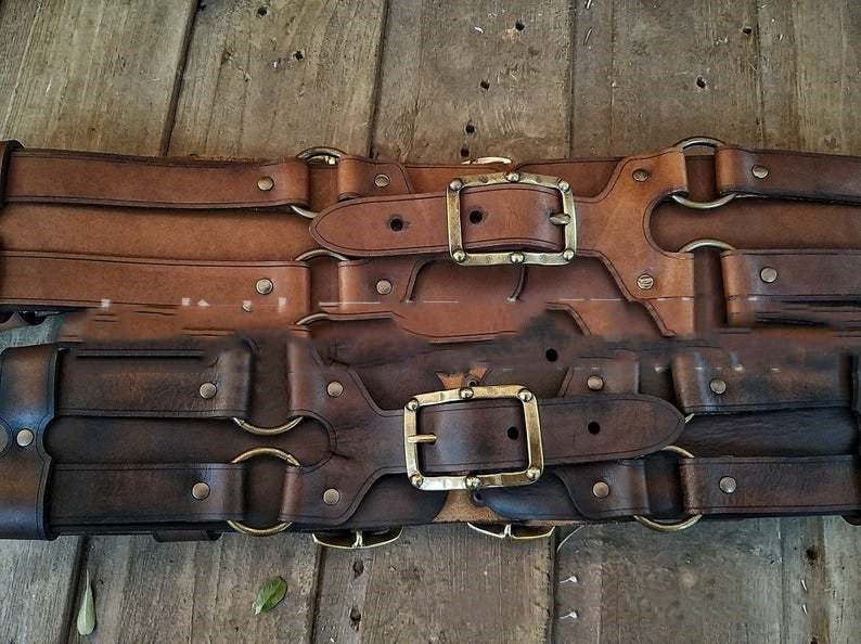 Medieval Buckle Belt - Retro Cosplay Accessory
