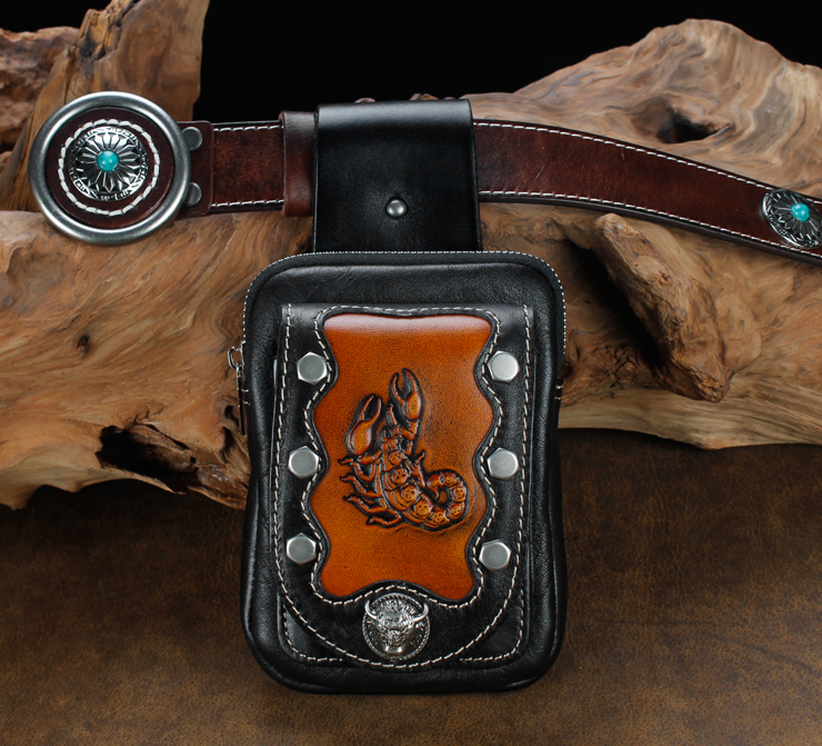 A Maramalive™ Mens Leather Pouch Belt Biker Hiking Camp Phone Pocket Waist Fanny Bag sitting on top of a piece of wood.