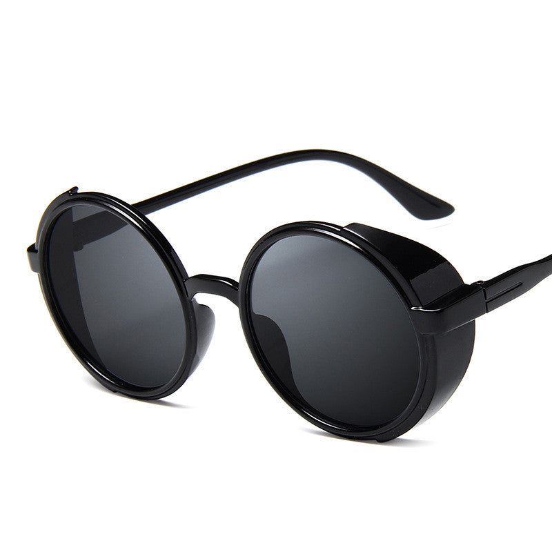 A pair of Retro round frame steampunk sunglasses with polarized lenses by Maramalive™.