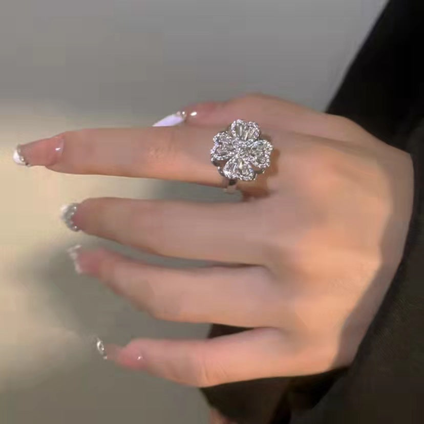 Female Fashion Temperament Micro-set Zirconia Ring