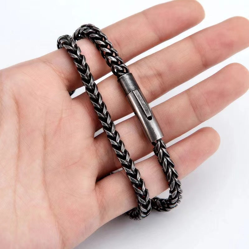 Retro Trend Creative Round Grinding Keel Steel Necklace
