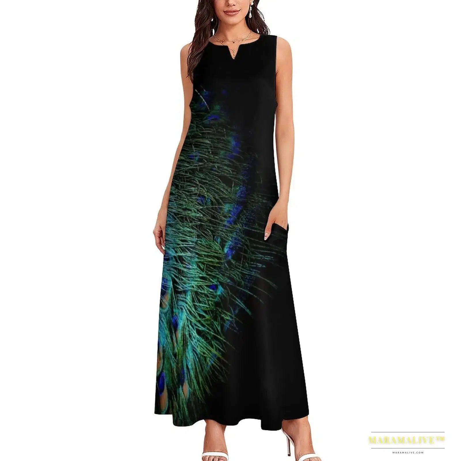 2024 Luxury Designer Peacock Feathers on Black Backdrop Long Dress: Stunning Gothic Elegance for Party and Prom