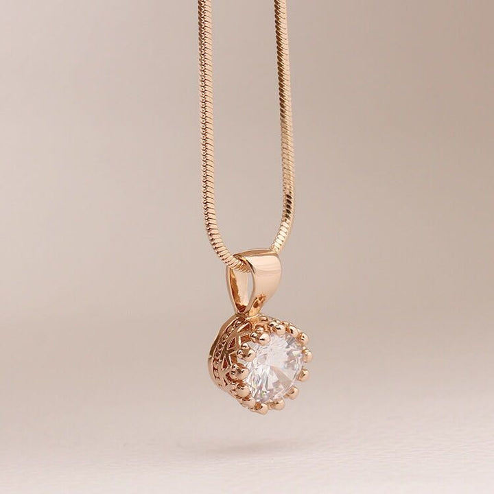 A Versatile Minimalist Jewelry Set by Maramalive™, with rose gold plating and cubic zirconia.