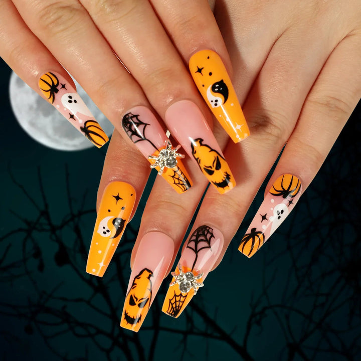 24 Piece Halloween Ghost & Pumpkin Ghoulish Press-On Nail Art Set - A Mysterious Glamour Twist To Your Spooky Costume