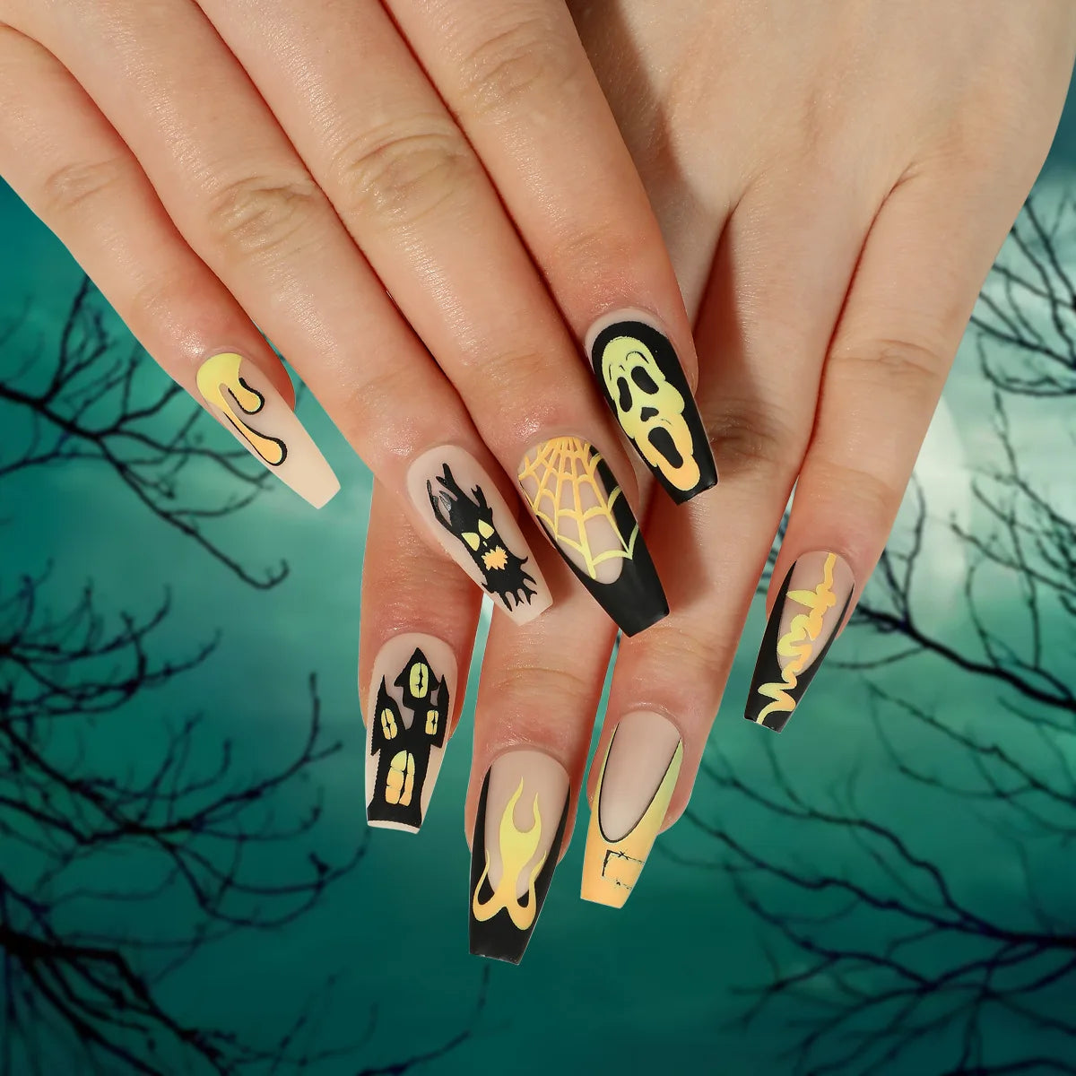 24 Piece Halloween Ghost & Pumpkin Ghoulish Press-On Nail Art Set - A Mysterious Glamour Twist To Your Spooky Costume