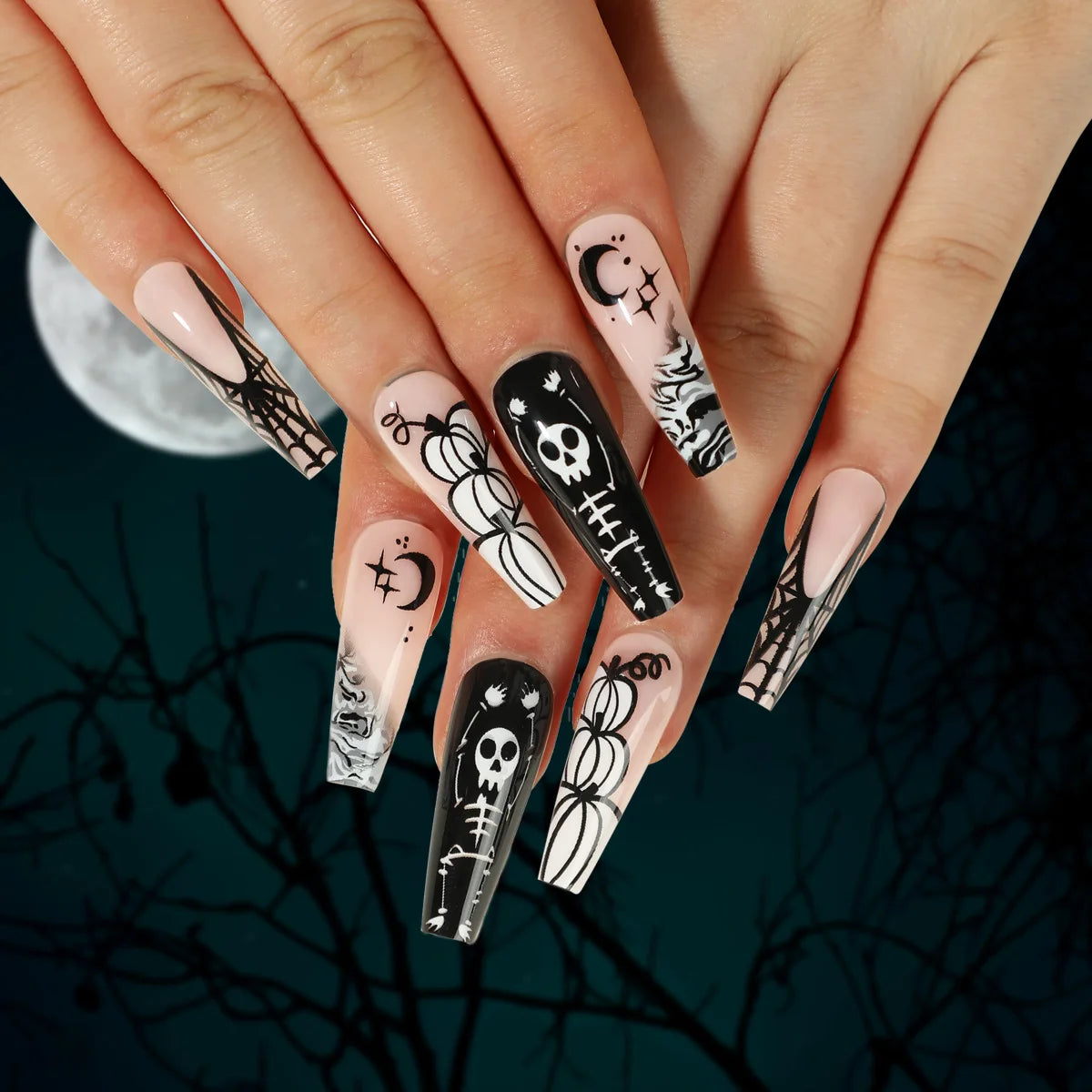 24 Piece Halloween Ghost & Pumpkin Ghoulish Press-On Nail Art Set - A Mysterious Glamour Twist To Your Spooky Costume