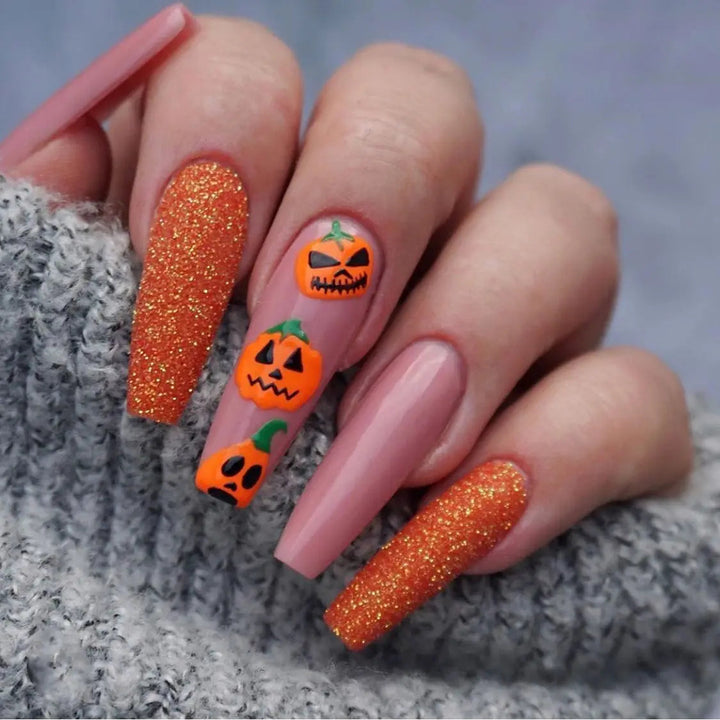 24 Piece Halloween Ghost & Pumpkin Ghoulish Press-On Nail Art Set - A Mysterious Glamour Twist To Your Spooky Costume