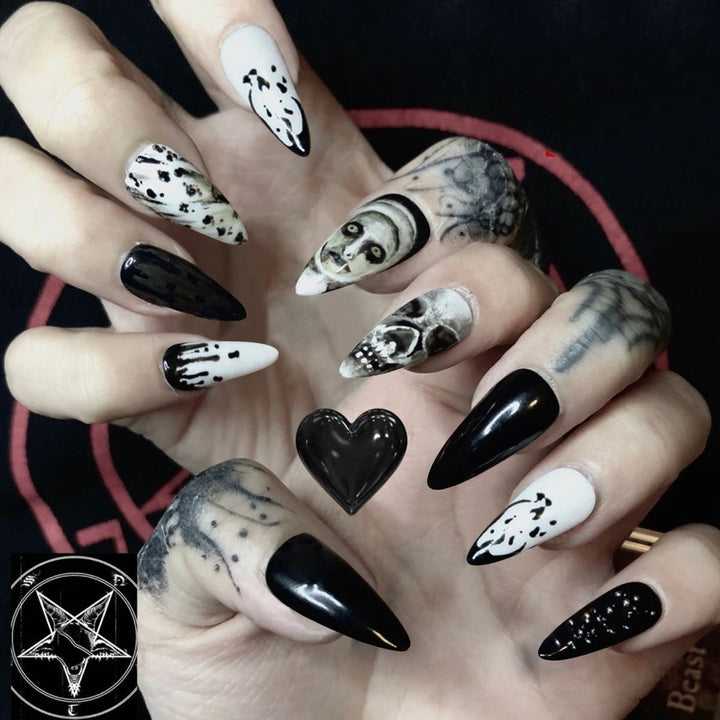 24 Piece Halloween Ghost & Pumpkin Ghoulish Press-On Nail Art Set - A Mysterious Glamour Twist To Your Spooky Costume