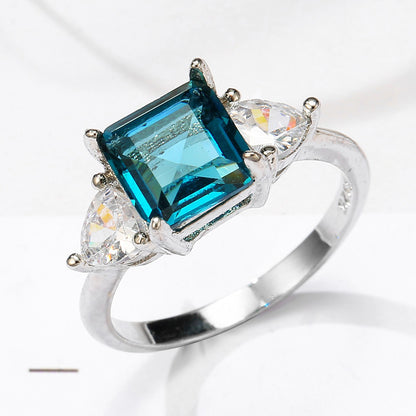 Square emerald lady diamond ring