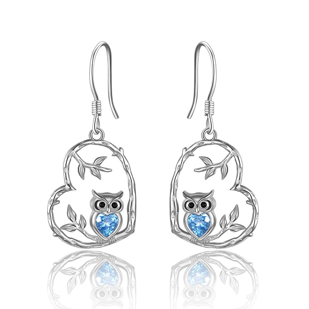 The Maramalive™ Sterling Silver Owl Earrings.