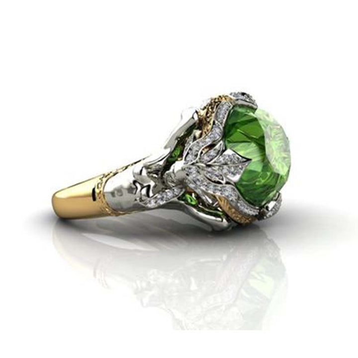 A Maramalive™ ring with a Mermaid green tourmaline and diamonds.