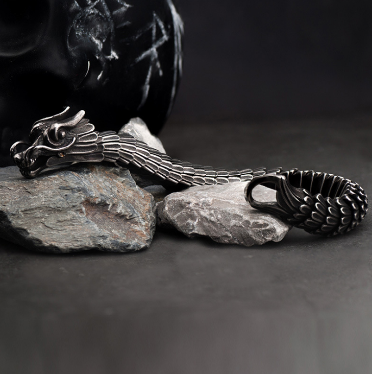 A Dragon Head Bracelet with Mouth Clasp from Maramalive™.