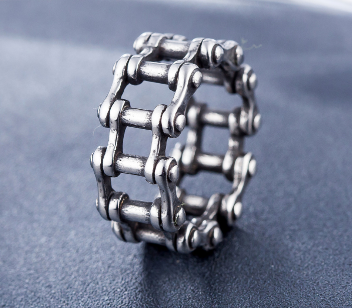 A stainless steel motorcycle ring from Maramalive™ on a table.