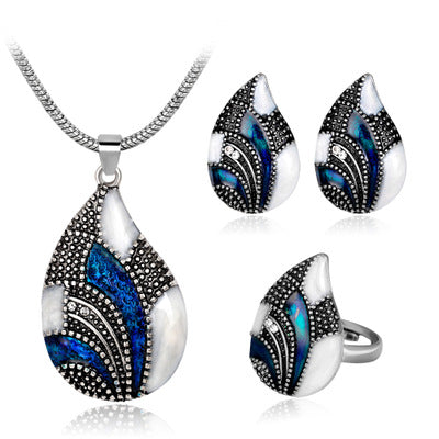 A Totally Unique Water Drop Jewelry Set with Necklace, Earrings, and a Ring by Maramalive™