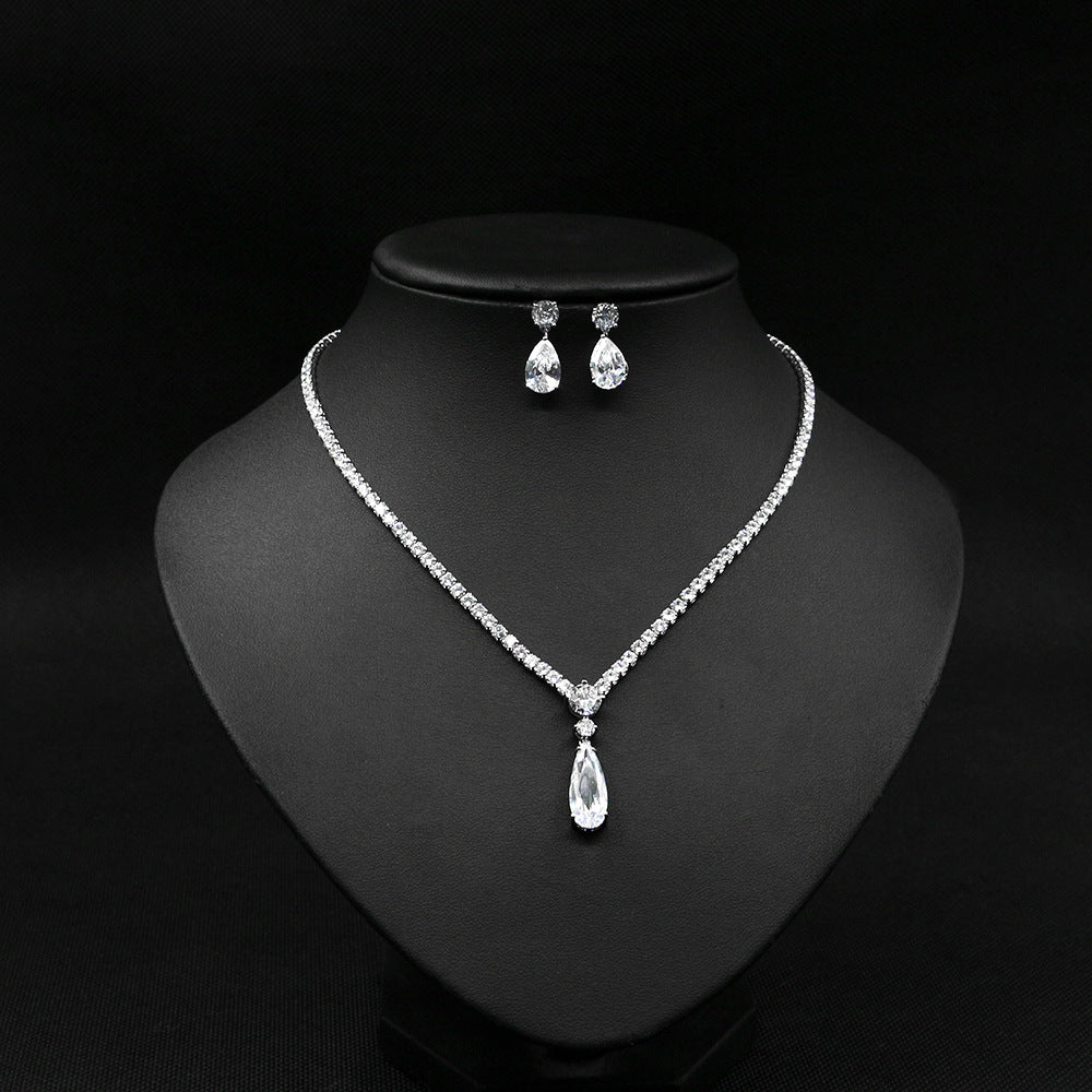 A Zircon Necklace Set by Maramalive™ on a mannequin.