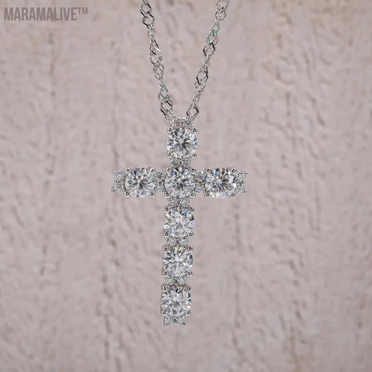 4MM 2.1 Carat D Color Moissanite Diamond Cross Pendant Necklace 925 Sterling Silver 18K Gold Plated Customs Jewelry