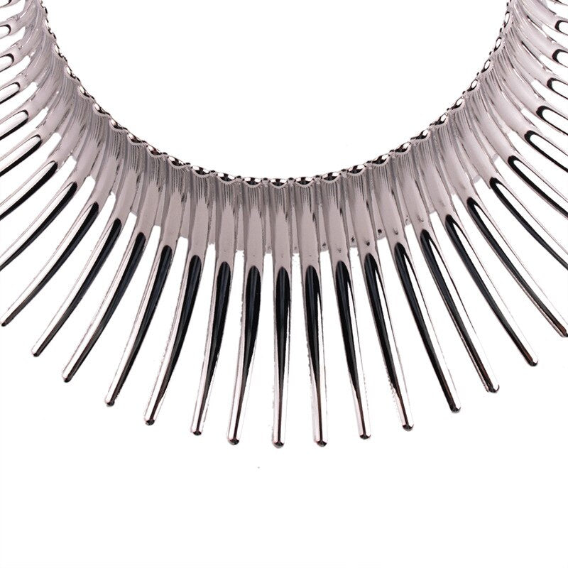 Metal mad war hedgehog necklace