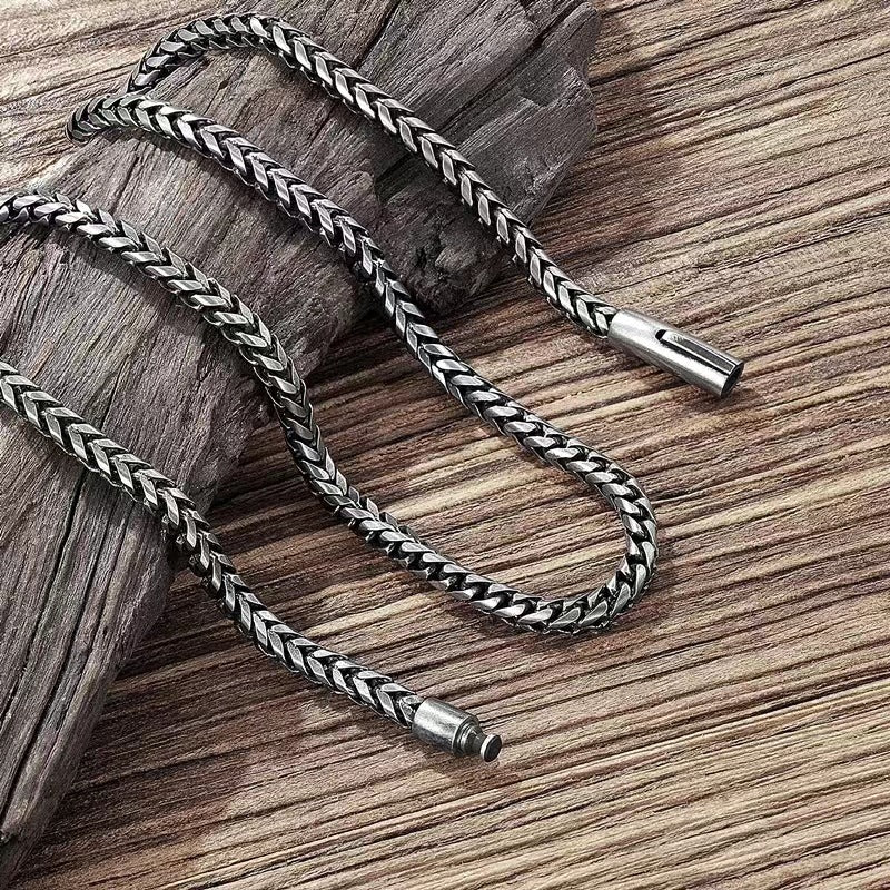 Retro Trend Creative Round Grinding Keel Steel Necklace