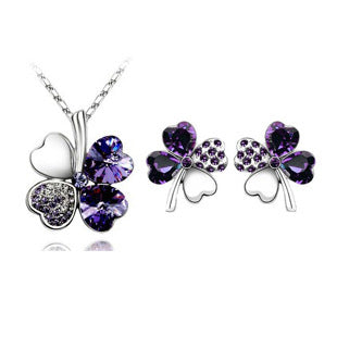 A Gorgeous Four-leaf clover crystal necklace and earring set by Maramalive™.
