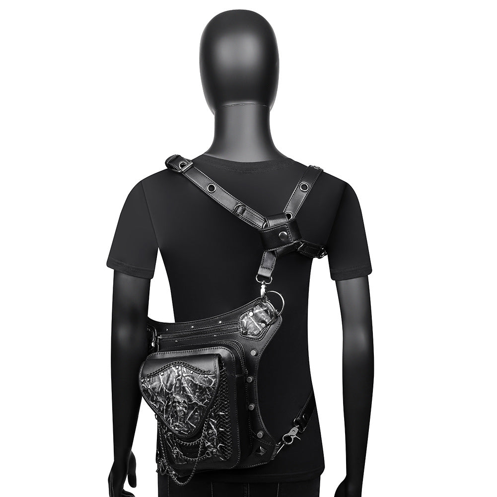 A Maramalive™ mannequin with a New Steampunk Skull Chain Locomotive Bag.