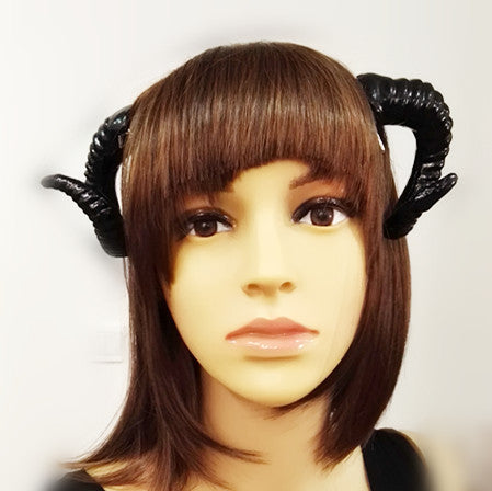 A Maramalive™ Gothic Sheep Horn Vampire Shooting Props, with black horns on her head, used as photography props.