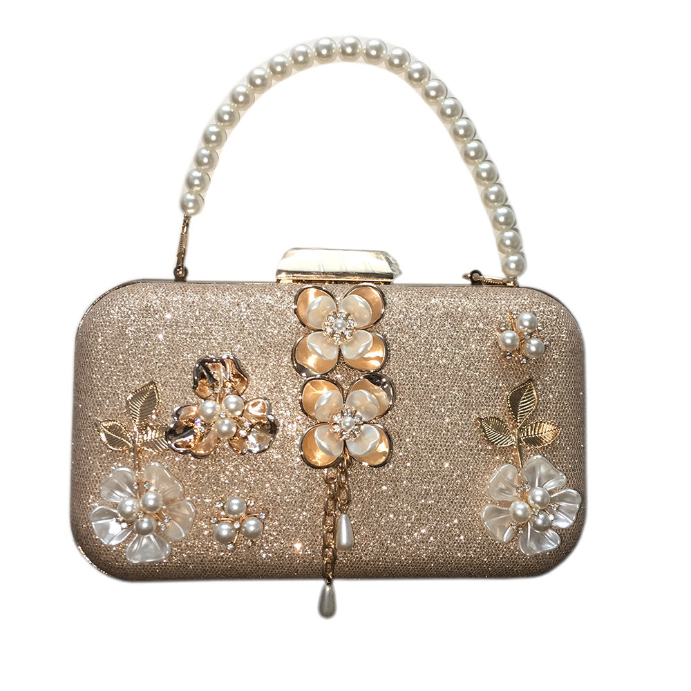 Diamond-studded pearl petal chain tassel dinner bag