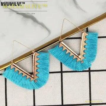 Amazing New Geometric Earring alloy V Blue and gold color