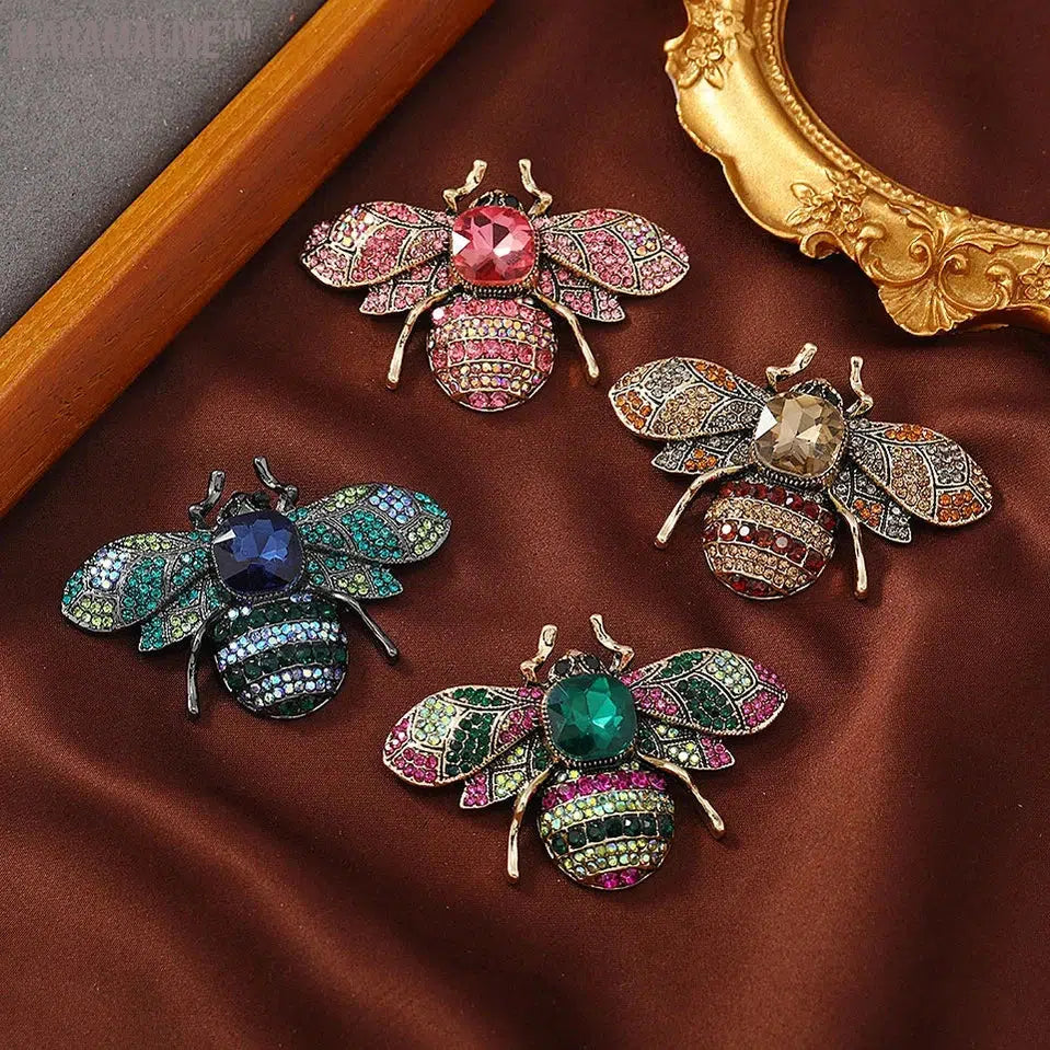 Crystal Bee Brooches For Women Vintage Beetle Pin Insect Jewelry Alloy Material Fashion Coat Accessories