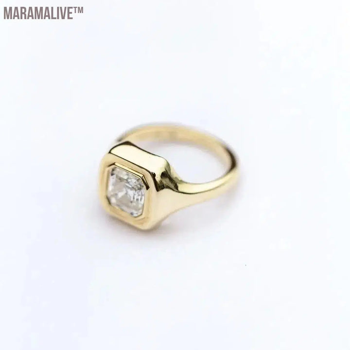 Cut Moissanite Ring 1.5 Carat 6.5mm Silver 18K Plated Gold Luxury Designer Bezel Jewelry for Women