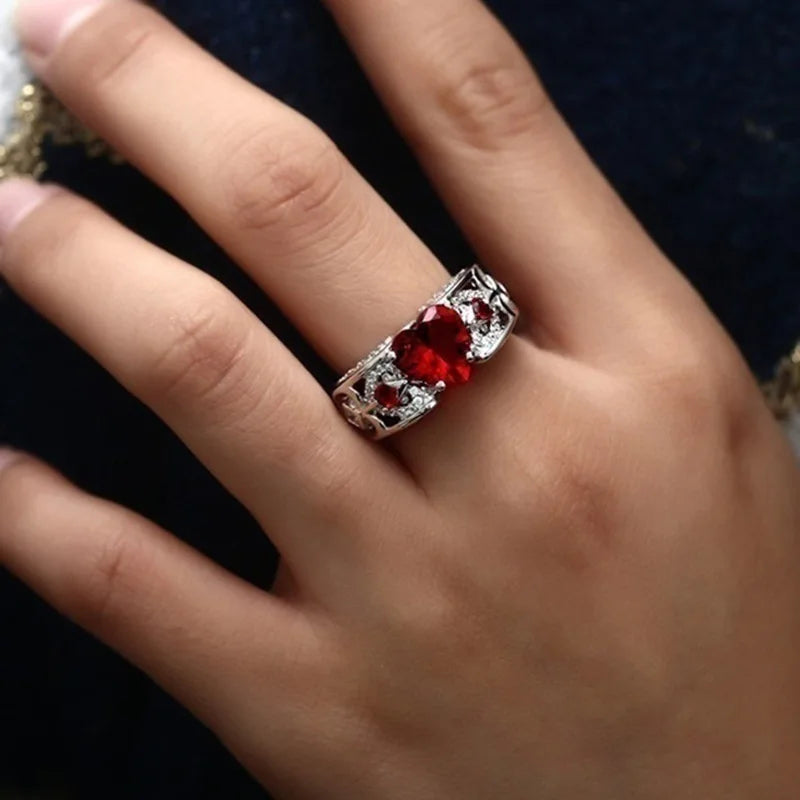 Dark Gothic Punk Rhinestone Ring - Red Love Heart Zircon with Unique Couple Figure Design