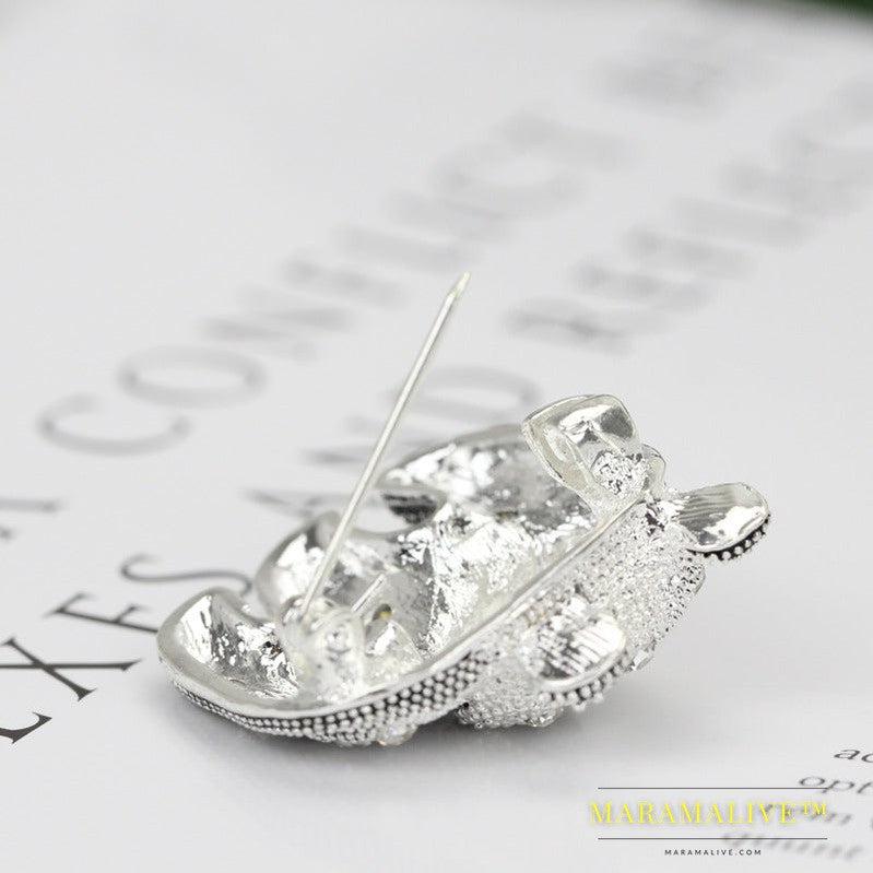 Diamond-studded Panda Brooch, One-word Brooch Dress Accessories