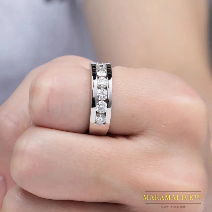 Elegant Moissanite Wedding Bands & Engagement Rings Men & Women