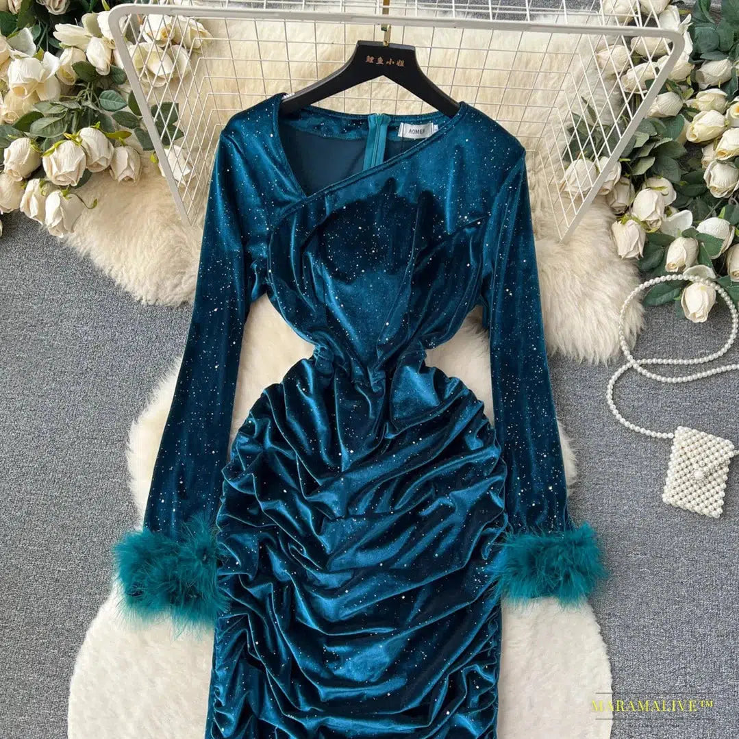 Elegant Velvet Vintage Dress with Peacock Blue Feather Embellishments - Autumn 2024 Collection