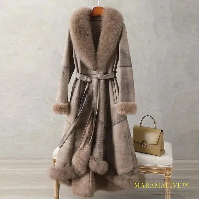 Elegant Women's Fur-Trimmed Long Winter Parka Coats