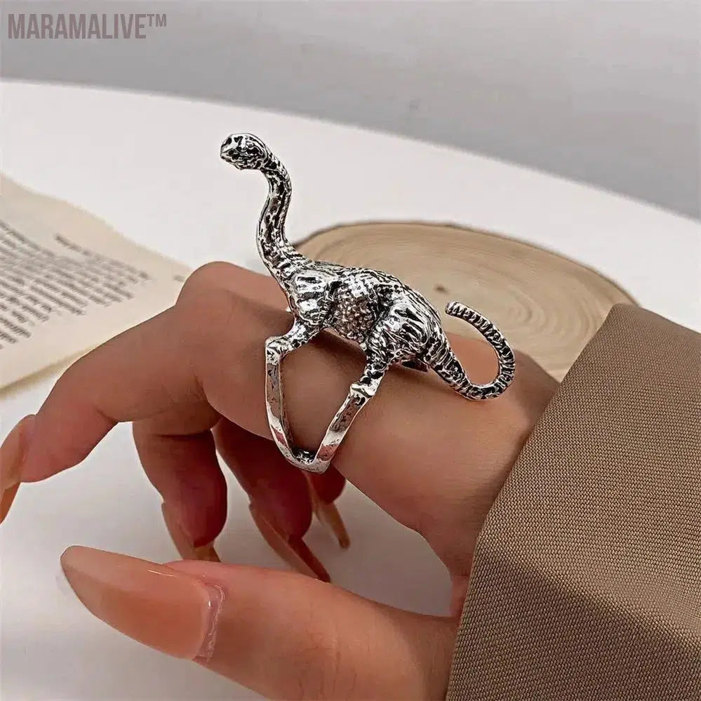 Exaggerated Metal Insect Beetle Dinosaur Ring for Women Men Unisex Punk Animal Ring Trendy Jewelry Gifts