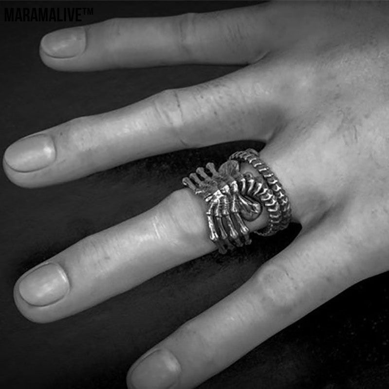 Fashion Men's Domineering Skull Claw Ring