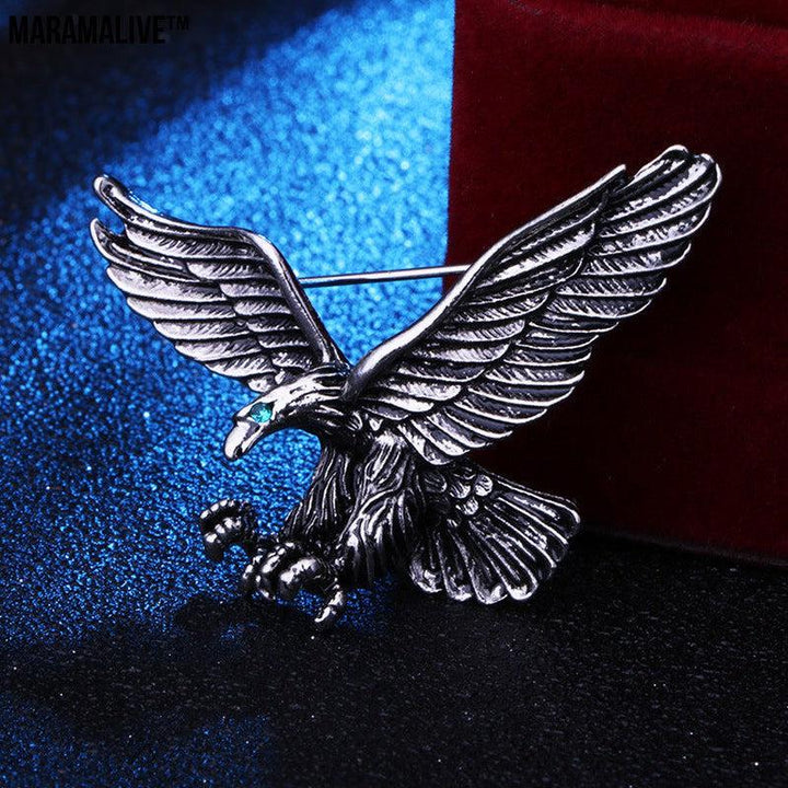 Fashion eagle brooch