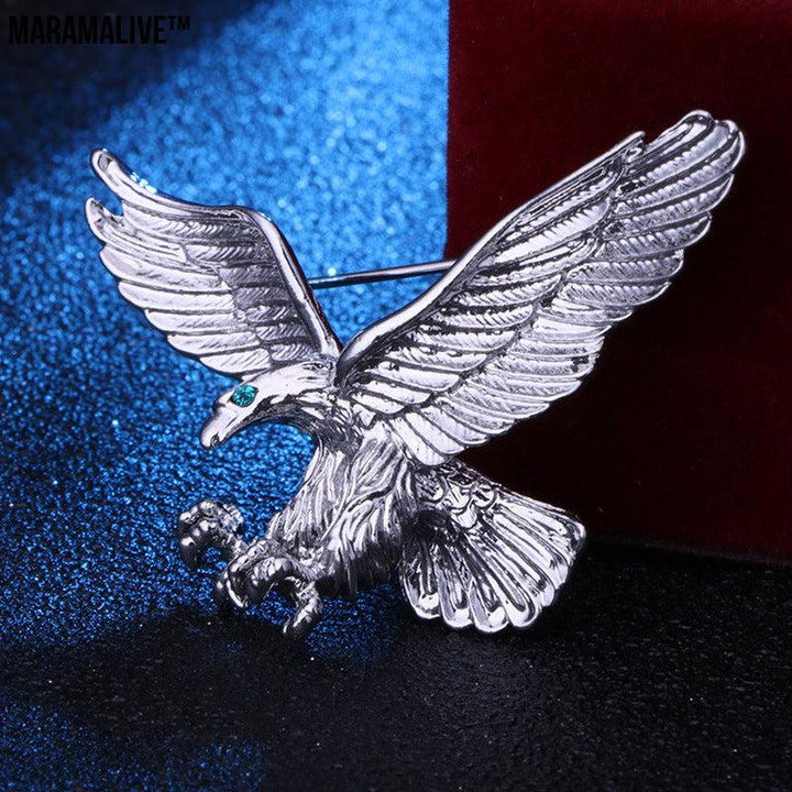 Fashion eagle brooch