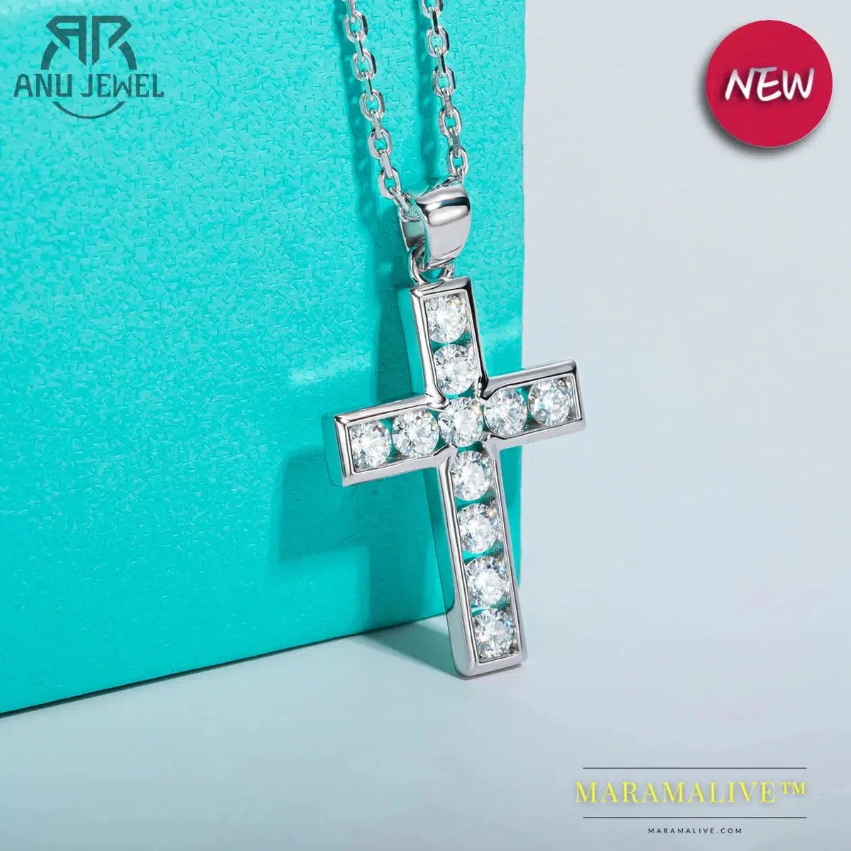 Glamorous moissanite cross pendant necklace jewelry