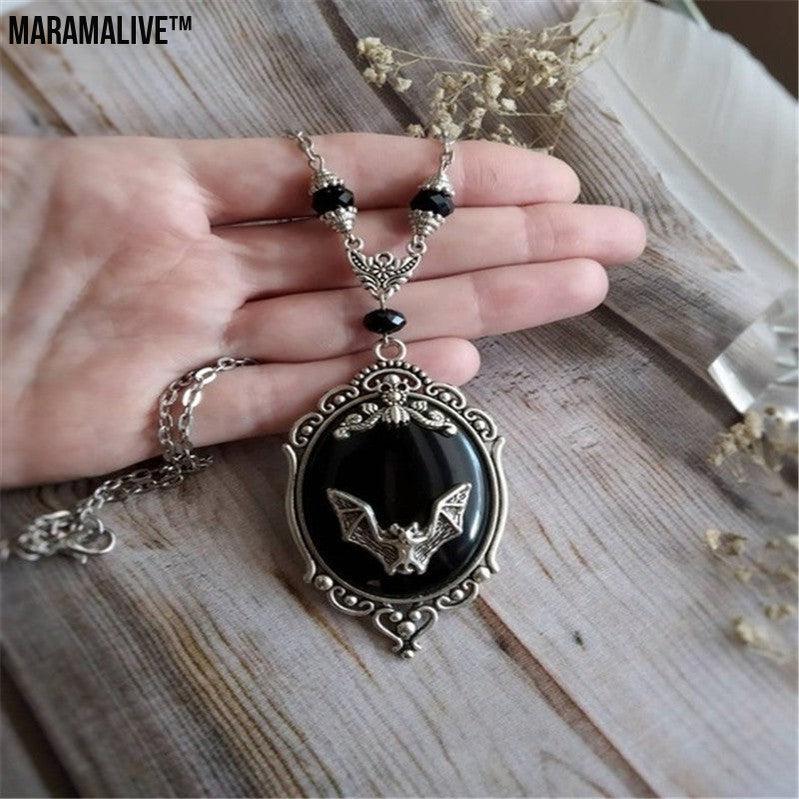 Halloween Animal Bat Black Gem Necklace