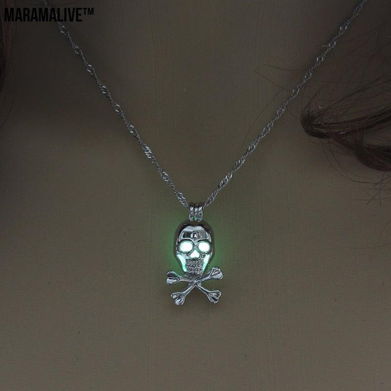 Halloween glow-in-the-dark skull necklace