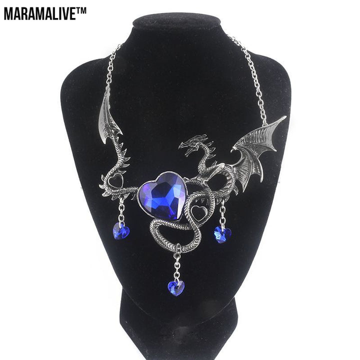 Heart-shaped sapphire dragon necklace