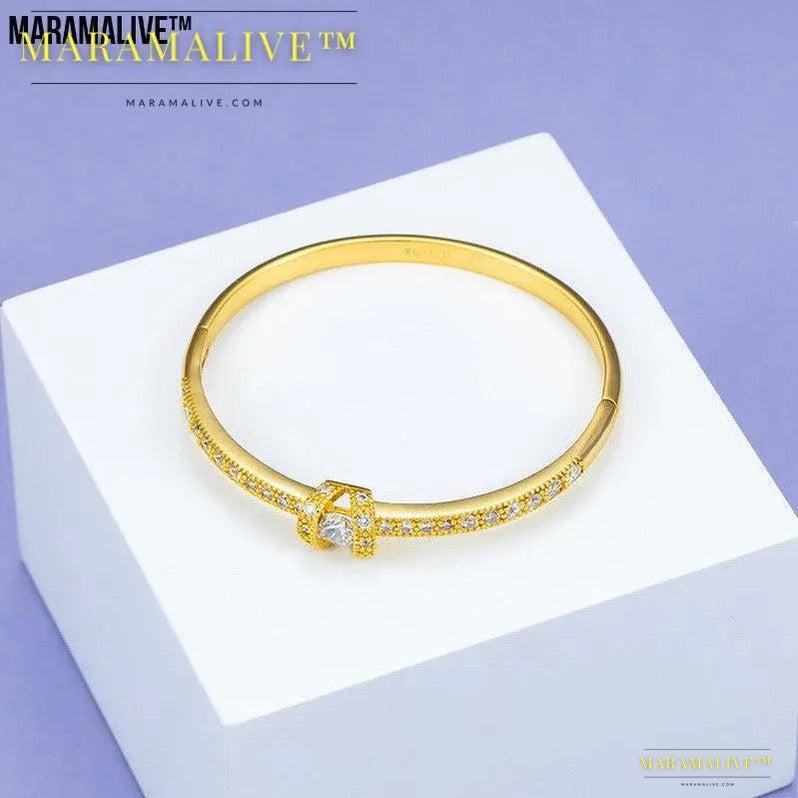 How Can Something So Simple Be So BREATHTAKING Brass Gold-plated Bracelet